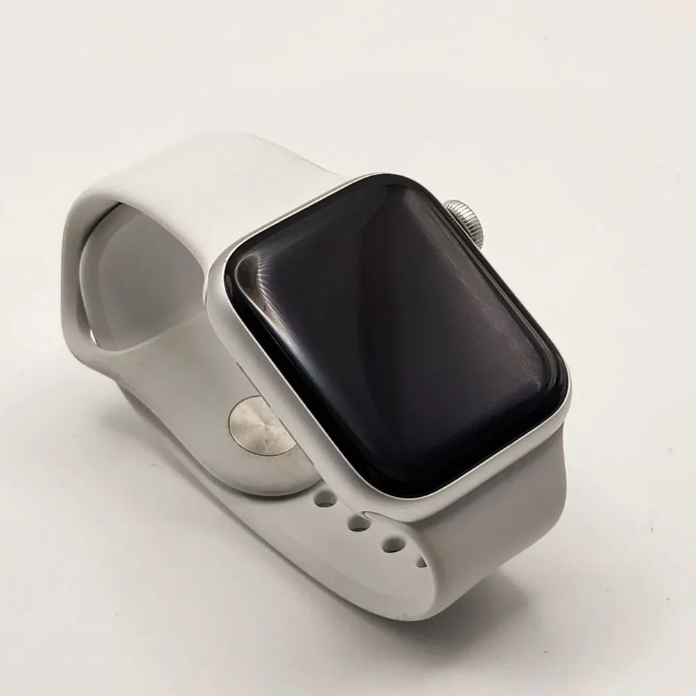 Apple 40mm Apple Watch Series 6 GPS/CELL PARTS OR REPAIR